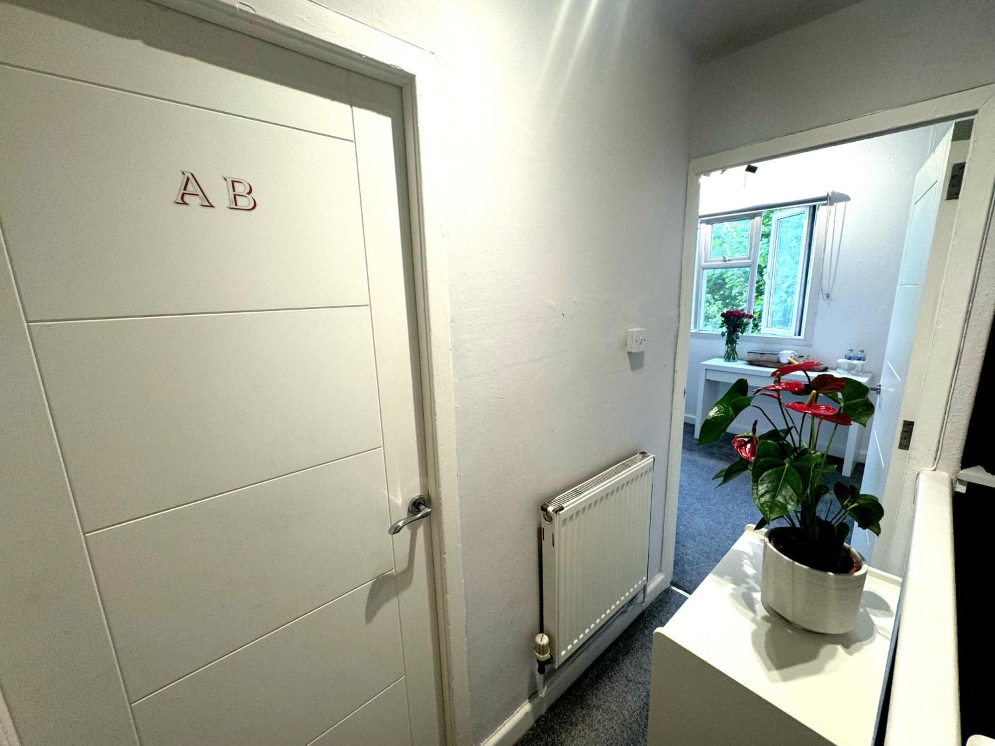 Brixton Hill Retreat Modern And Cosy Apartamento Londres Exterior foto